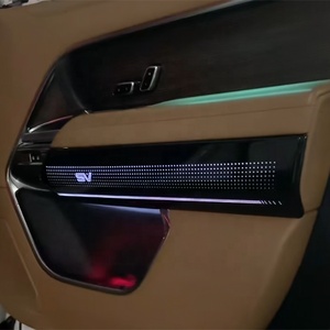 Range Rover 2023-2025用の自動車アップグレード修正部品インテリアマルチカラー<span class=keywords><strong>LED</strong></span>アンビエントライト