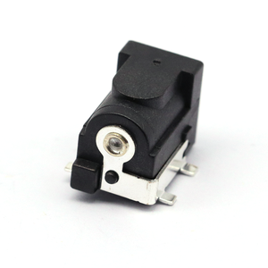 DC-050 DC güç jak soketi PCB konektörü DC005 5.5*2.1mm / 5.5*2.5mm 2.1 / 2.5 soket DC050 SMT 4Pin