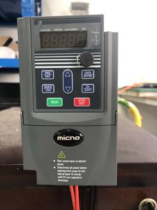 Marca MICNO AC Motor Drive VFD Convertidor de frecuencia 3AC 220V Entrada y salida 0.75kw 1hp Controlador de frecuencia variable - Product Image 3