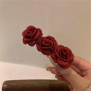 トレンディな大きなリボンフラワークリップ女性のための赤いバラの髪の爪ファンシーアクセサリー