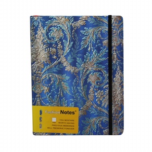 Cuaderno Moleskine de tapa dura impreso a todo color con cierre de banda elástica B5 - Product Image 3