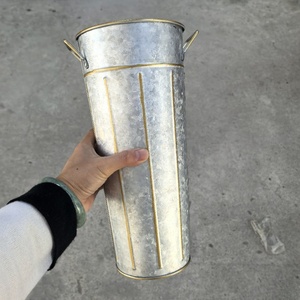 花のバレル乾燥花のための工場供給卸売ヴィンテージ古い鉄の花瓶