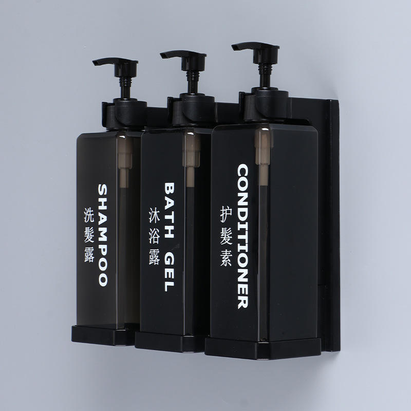 Three-head with words