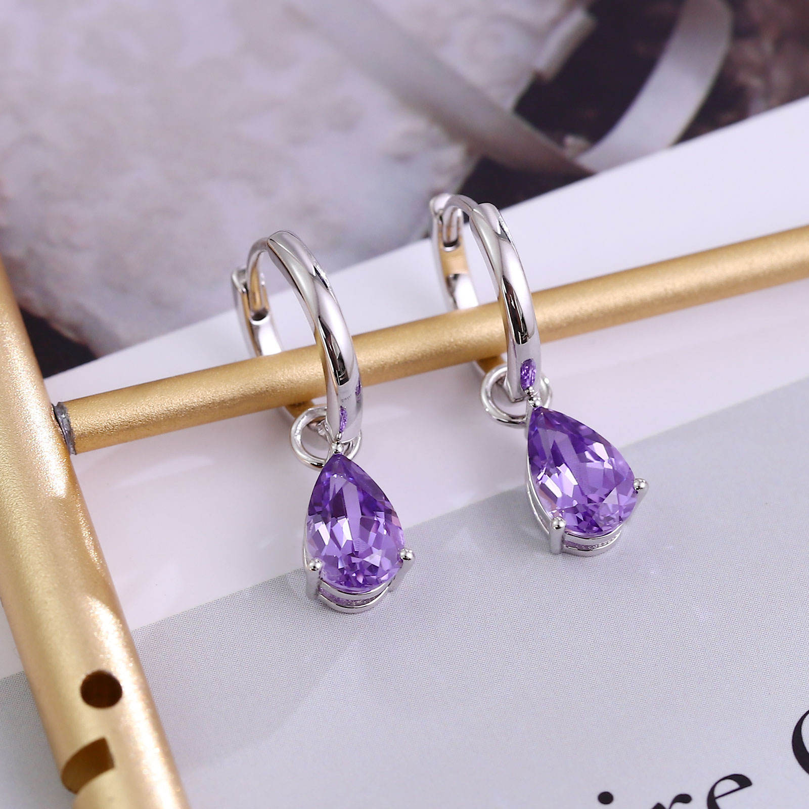 Pierre précieuse cultivée en laboratoire en or 18 carats