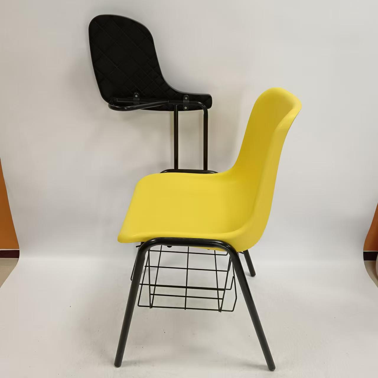 Sedia da formazione in plastica con bracciolo e tavoletta per scrivere