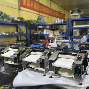 商用吐司面团成型机迷你面包羊角面包全自动烘焙小型羊角面包成型机