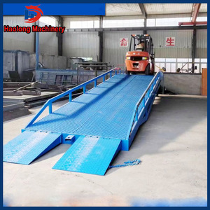 Complete Variety of Container Boarding Bridges <strong>Loading</strong> <strong>and</strong> <strong>Unloading</strong> Dock Ramp Portable <strong>Loading</strong> <strong>and</strong> <strong>Unloading</strong> <strong>Platform</strong> 10 Ton - Product Image 2