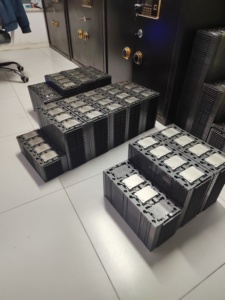 <strong>CPU</strong> Intel Xeon 3204 1.90 GHz Six Core FC-LGA14B CD8069503956700 BX806953204 SRFBP <strong>CPU</strong> 3204 - Product Image 5