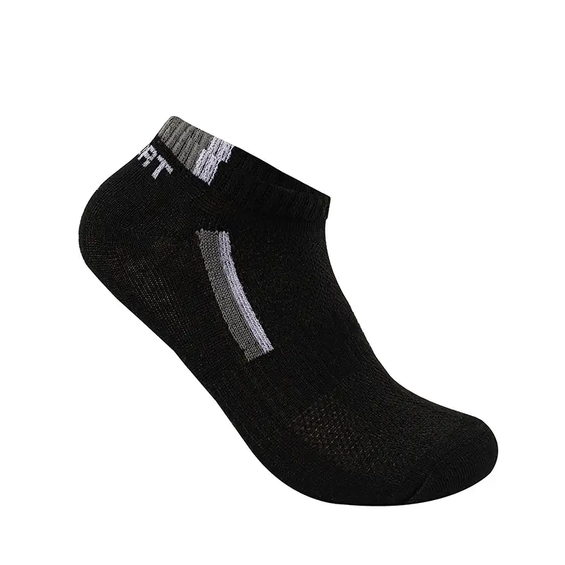 Großhandel Herren kurze Socken Hochwertige atmungsaktive und schweiß absorbierende Mesh dünne modische Sports ocken Logo Muster weiß