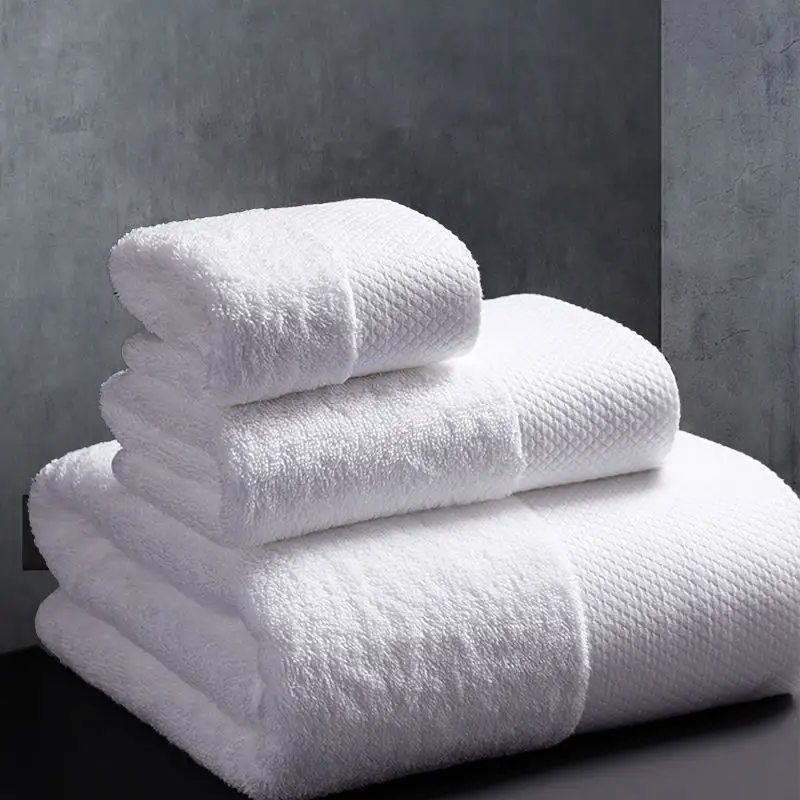 Asciugamano per Hotel a 5 stelle in cotone 100% con Logo ricamato di lusso personalizzato Super spessore 800gsm