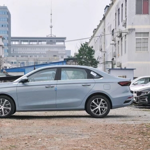 Toptan kullanılan araçlar GEELY Emgrand için yeni arabalar <span class=keywords><strong>dihao</strong></span> 1.5T DHT FWD yeni benzin gaz araba