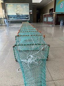 Lunga pieghevole Multi funzionale pesca gamberetti rete trappola di gamberi grandi gabbie per pesci con telaio 32*55CM