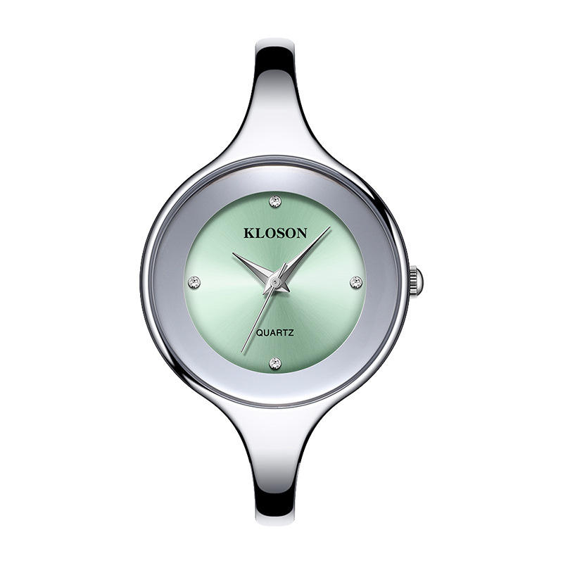 สีเขียว