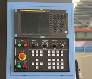 Günstiger Fabrik preis Cnc Drehmaschine CK61100 Automatische Zuführung Cnc Metall drehmaschine - Product Image 5