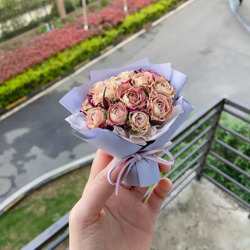 16 light pink