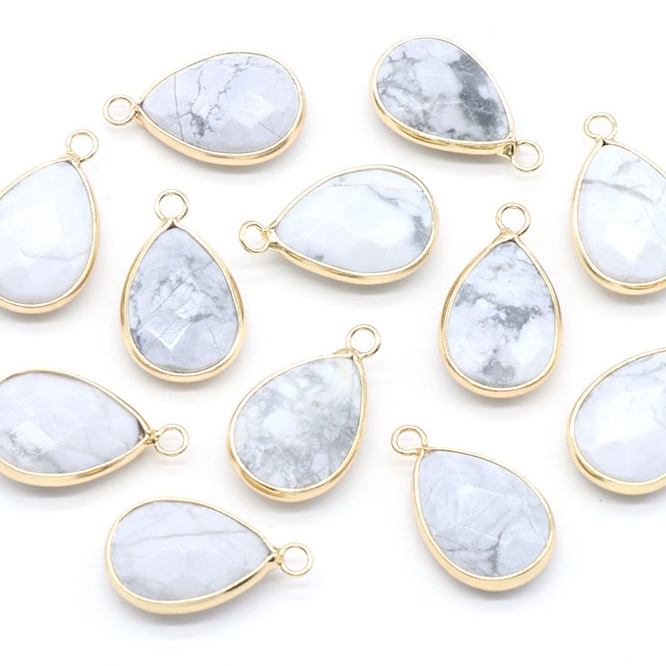 howlite