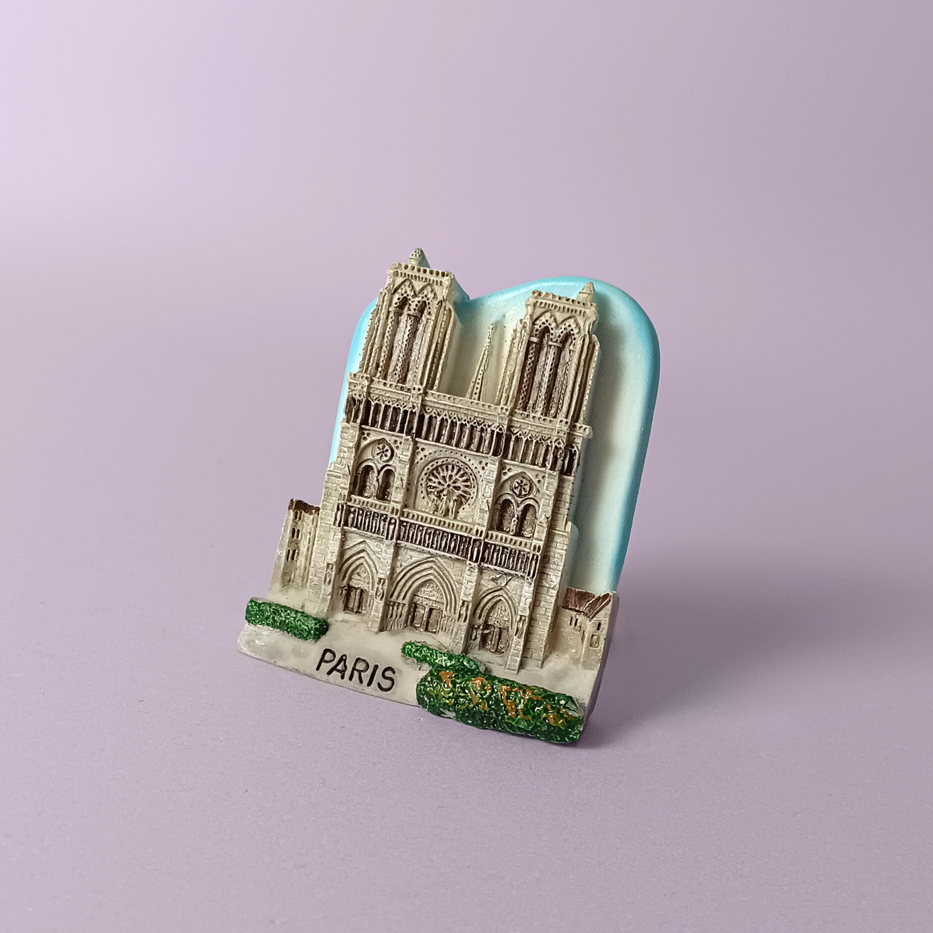 H33 Notre Dame Cathedral in Paris, France