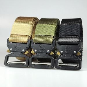 Taktik <span class=keywords><strong>Rigger</strong></span> kemer tutuşunu Metal toka 1.<span class=keywords><strong>5</strong></span> inç ağır erkekler kemer 2 katmanlı kemer çekim açık kemer