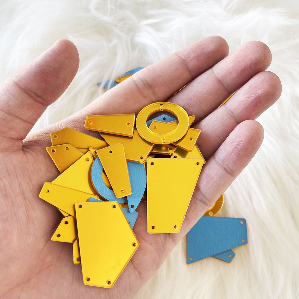 สีเหลือง