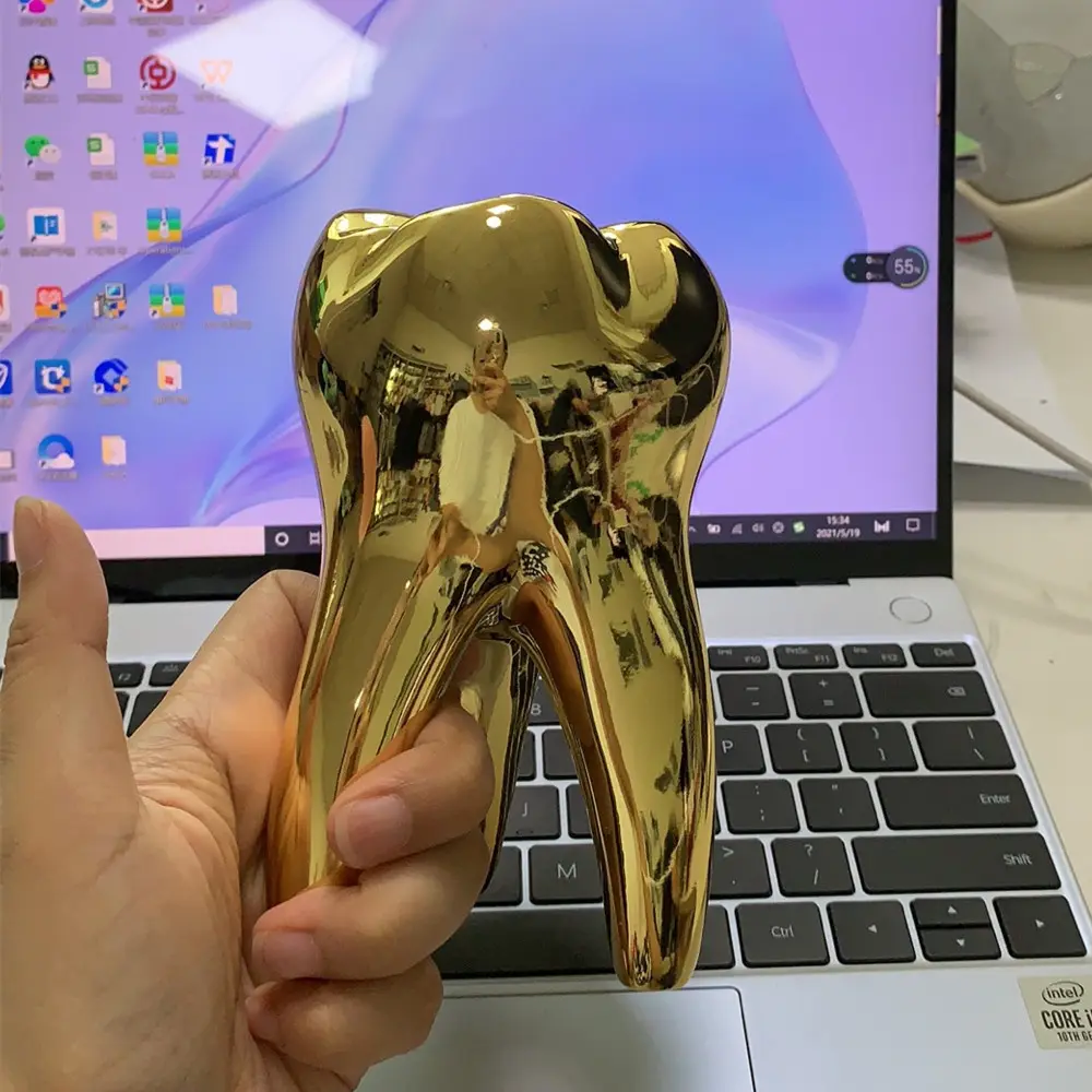 カスタムゴールドデコレーションピースレジンゴールデン電気メッキ3Dモデル歯の彫刻