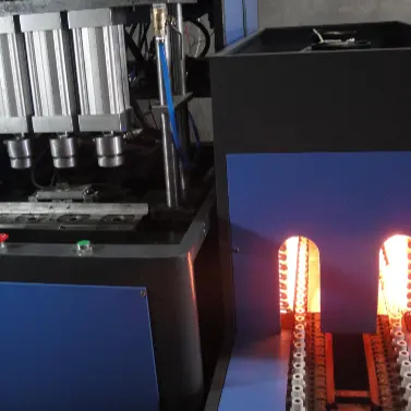 Hoge Kwaliteit 4 Holte Semi-Automatische PET Fles Blazen Making Machine