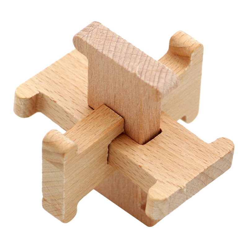 Three people 7.5cm