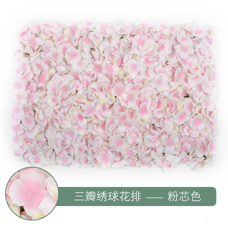 Rangée d'hortensia à trois pétales-noyau rose