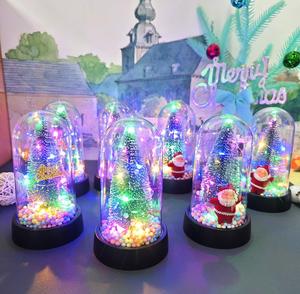 Light Up Artificial Mini árbol de Navidad LED String Pine Sisal árboles con base de madera en estuche transparente Home Xmas Holiday Party Decor