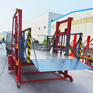 Mobile <strong>Loading</strong> <strong>and</strong> <strong>Unloading</strong> Lift Table <strong>Machinery</strong> for <strong>Container</strong> 2000kg 3000kg Movable Electric Boarding Bridge - Product Image 6