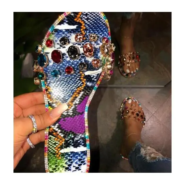 Sandalias de verano S33 para mujer, zapatos brillantes con piedras preciosas y diamantes de imitación, deslizadores de PVC con patrón de serpiente para playa y aire libre