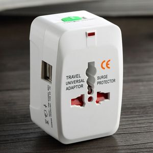 Uluslararası seyahat adaptörü elektrik fişi priz USB şarj aleti dönüştürücü evrensel ab İngiltere abd <span class=keywords><strong>AU</strong></span> için evrensel seyahat adaptörü