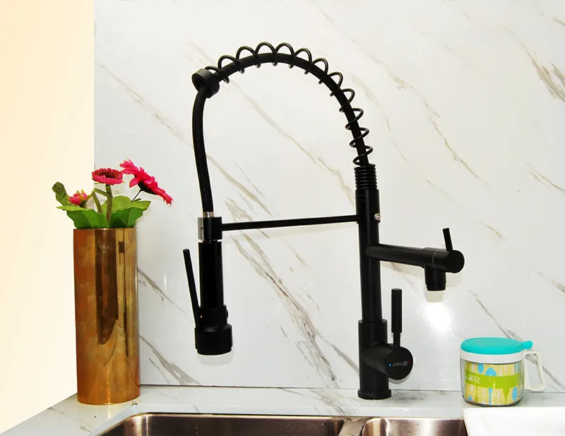 Moderna nero opaco rubinetto della cucina, monocomando tirare giù nero lavello della cucina del miscelatore del rubinetto, flessibile pull-out rubinetto della cucina