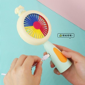 Mini taşınabilir <span class=keywords><strong>USB</strong></span> şarj Fan ışıkları el açık masaüstü ayakta cep Fan boyun Fan elektrik pili güç tavan