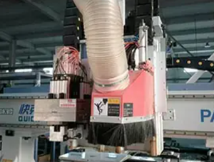 9,6kw dp מערכת בקרה נתב עץ מכונת <span class=keywords><strong>cnc</strong></span> עם ציר חיתוך גבוהה עץ