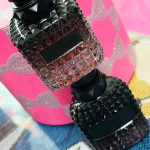 Meşgul yaşam tarzları için Mini kokuları sprey ile kadın On-The-Go lüks çiçek parfümler seyahat setleri