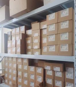 仓库中全新原装0控制器库存自动可编程PLC控制器