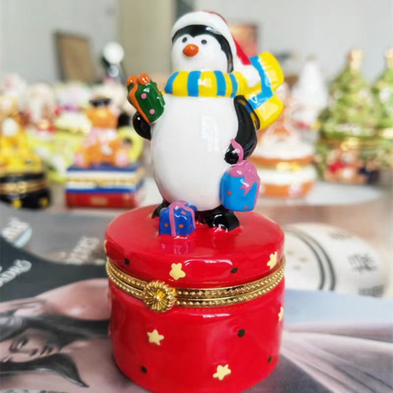 Pingouin de Noël du 15 décembre 5,5*5,5*10