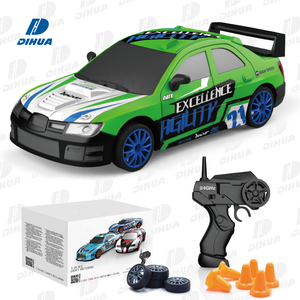 2.4ghz 1:24 yüksek hızlı yarış sürüklenen araba RC ile değiştirilebilir lastikler ve engeller uzaktan kumanda araba ışık ile tam fonksiyon - Product Image 2