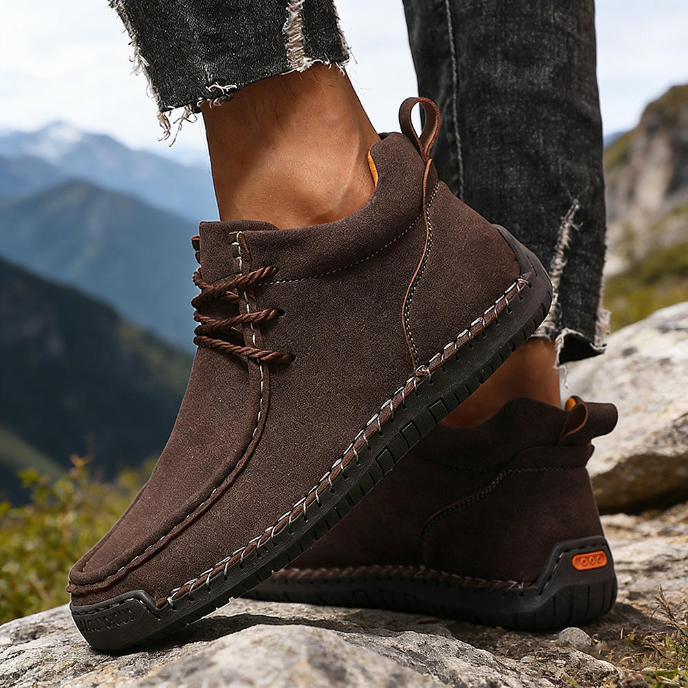 สีน้ำตาล