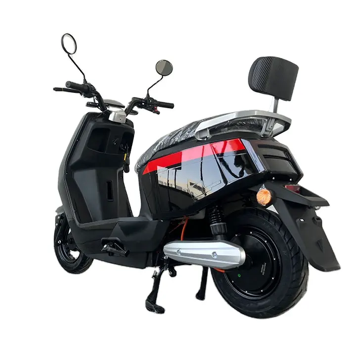 70 km/h hız ile 2024 elektrikli motosiklet 12 inç Moped tekerlek