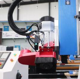 Nuevo enrutador de madera de 4 ejes 1530 ATC carpintería CNC máquina de grabado 3D con husillo giratorio