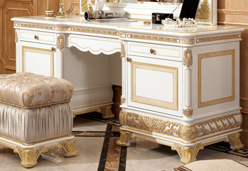 Table de coiffeuse