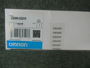 1 unidad de salida PLC C200HOD215 en caja, envío gratis - Product Image 2