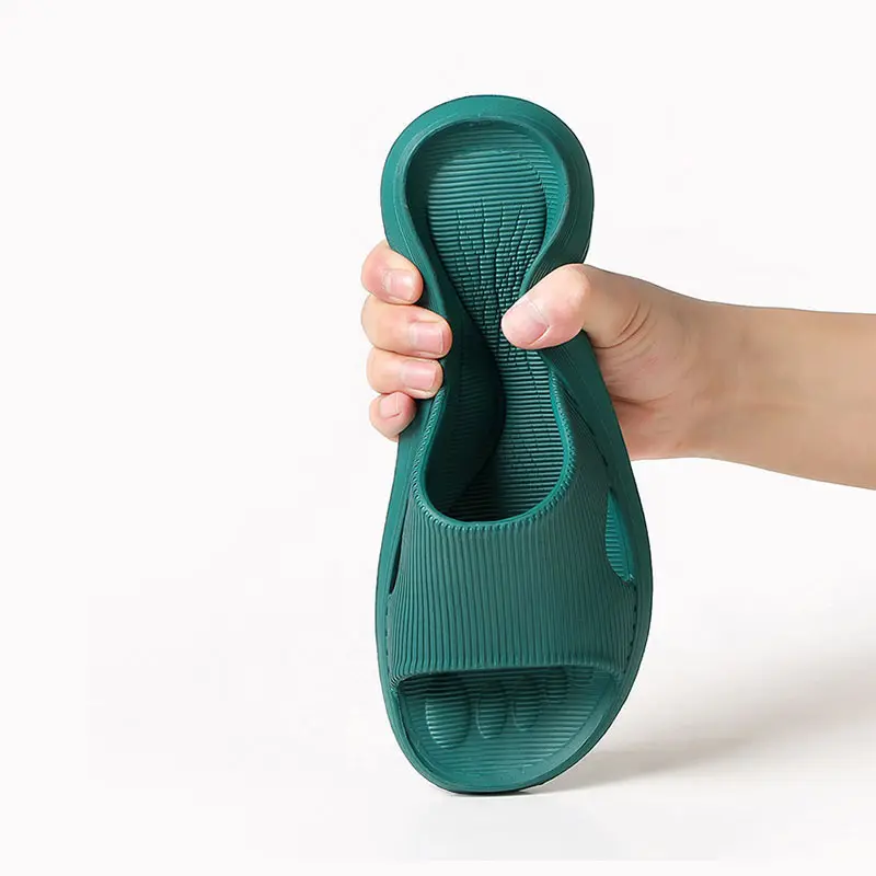 Professional manufacturer hot sale pillow slides slippers unisex summer slipper