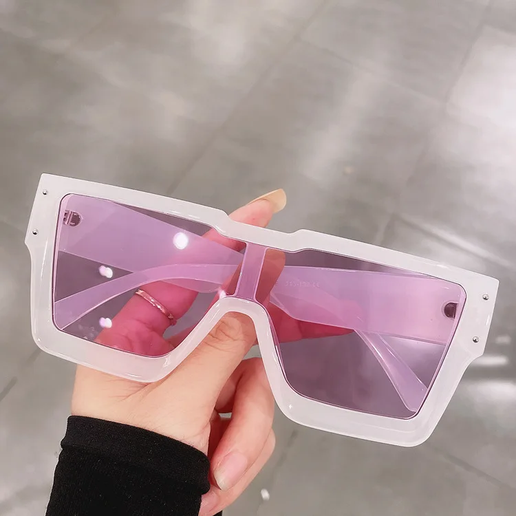 White/Pink