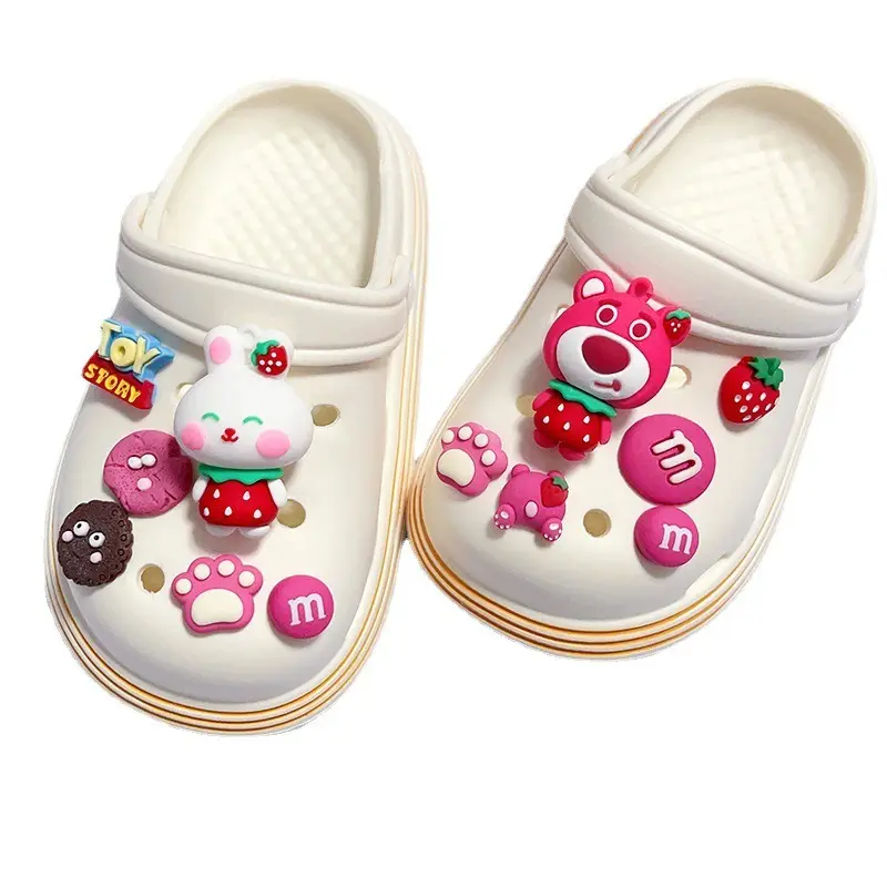 Alta calidad PVC Bear Crocs Zapato hebilla casual zapatos deportivos accesorios colgante hebilla desmontable