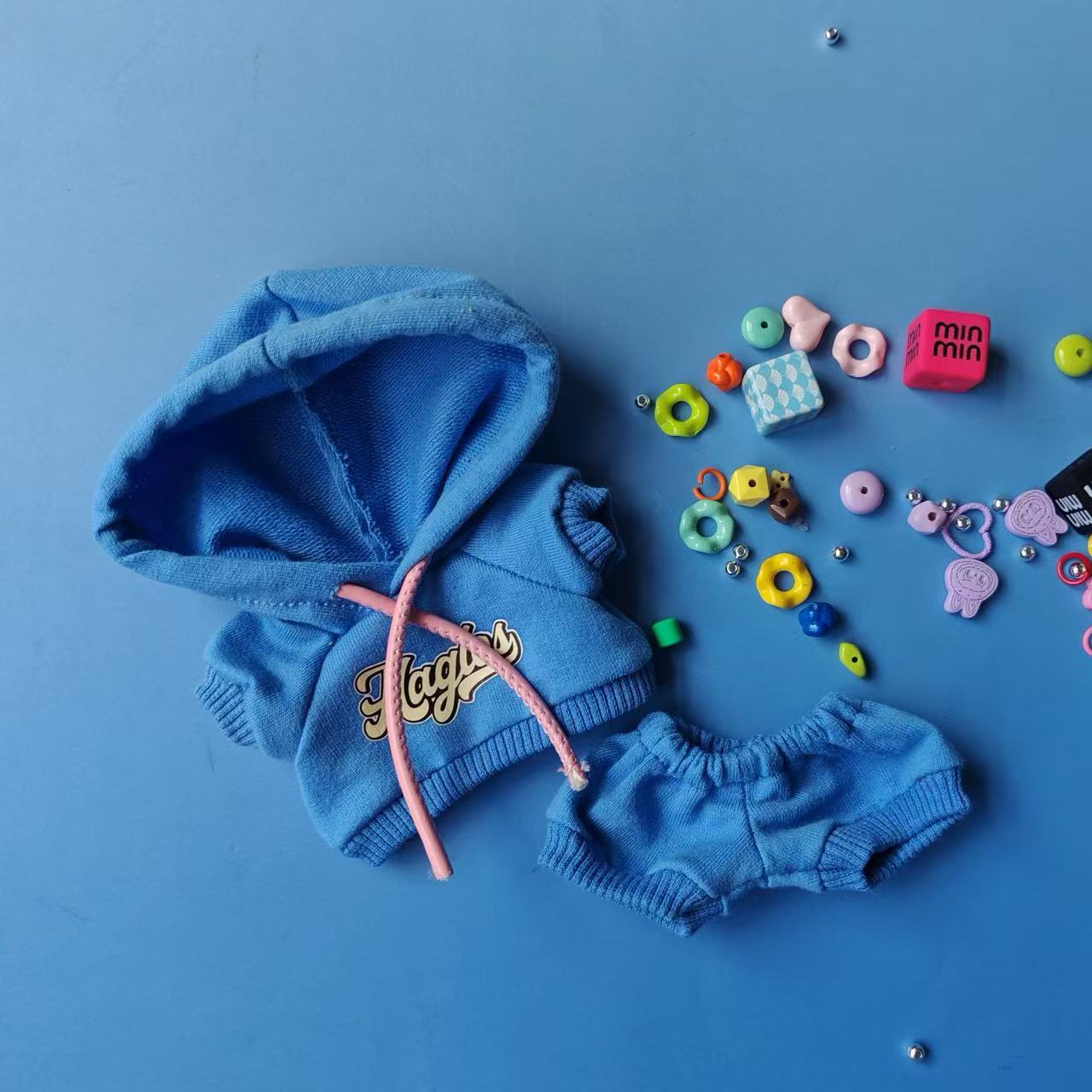 Labubu sweater suit klein blue