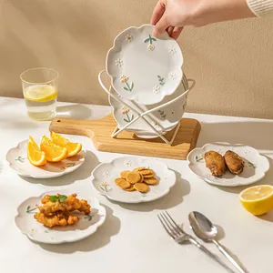 シックなデイジーデザインセラミック-ホームティータイムデザートプレート、INSスタイルの食器、新鮮で繊細なダイニングプレート - Product Image 5
