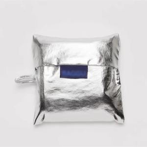 Özel Logo ile dayanıklı Polyester yapılmış özelleştirilmiş metalik gümüş geri dönüşümlü Tote çanta yeniden katlanabilir alışveriş çantası