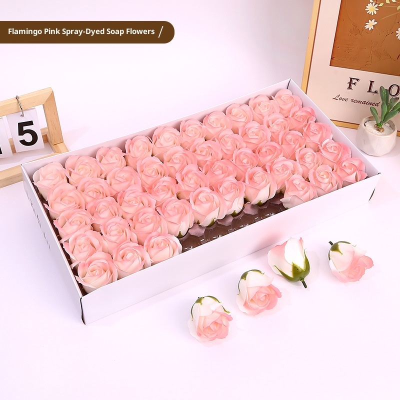 Fleurs de savon teintes par pulvérisation FlamingoPink